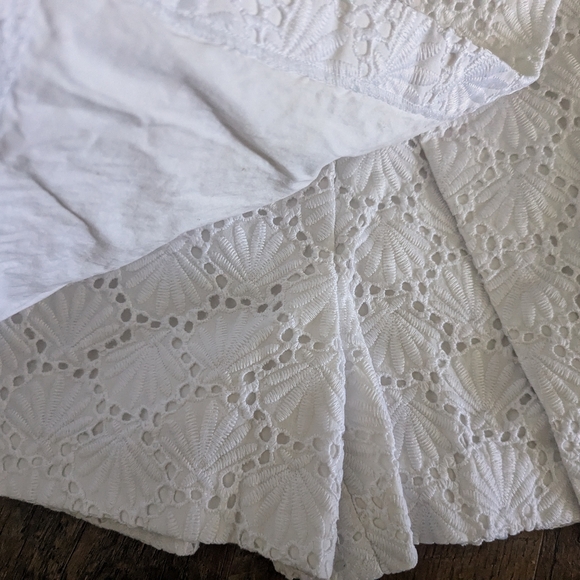 Lilly Pulitzer Marii White Eyelet Skort seashell size 4 - Picture 2 of 6